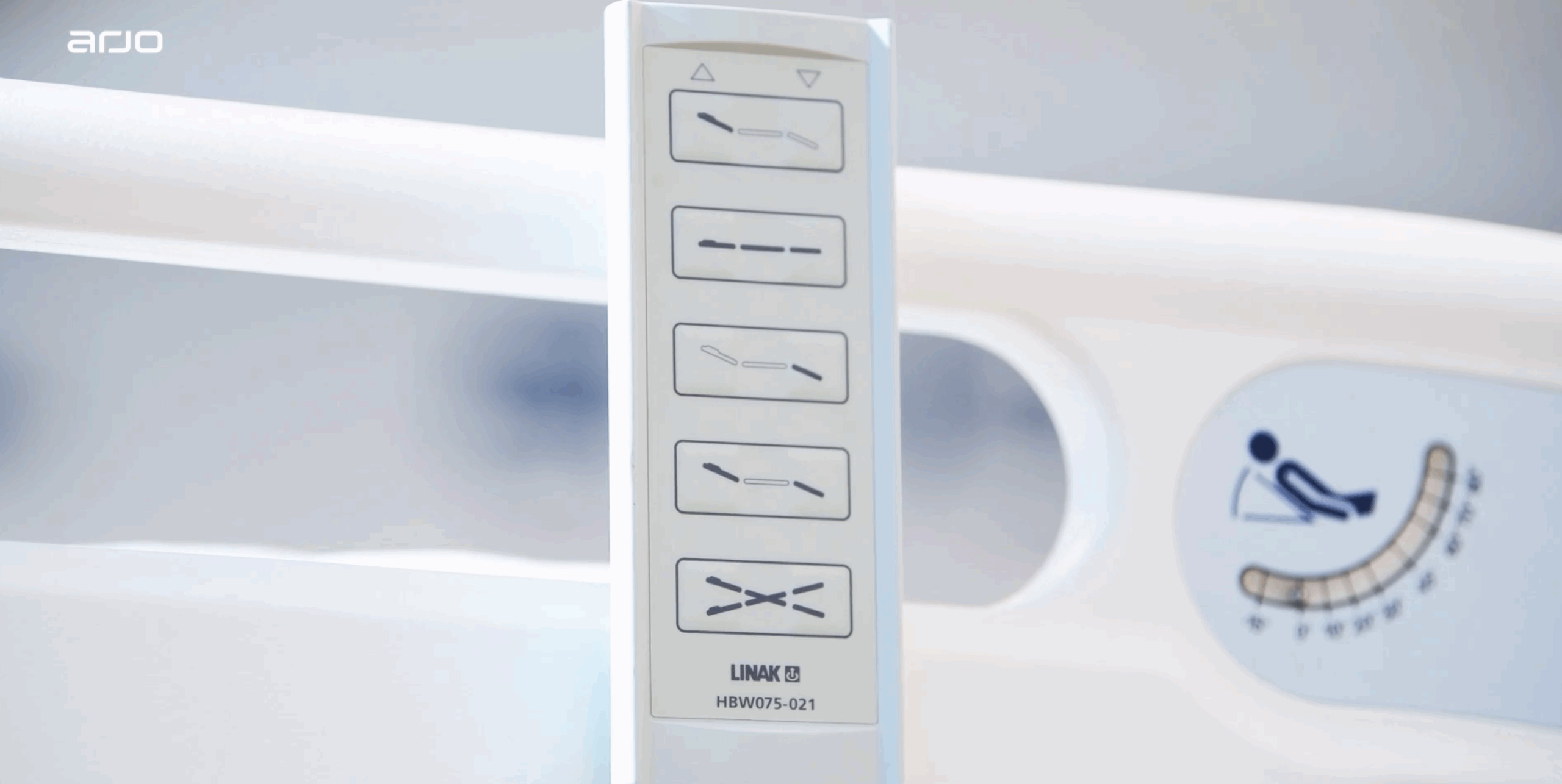 Cama hospitalaria eléctrica multiposiciones - Image 6