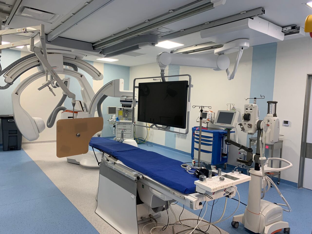 Angiógrafo Biplanar