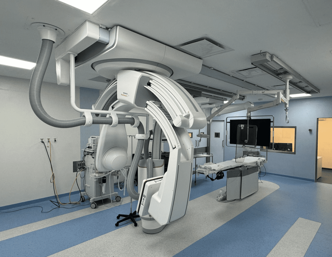 Angiógrafo Biplanar